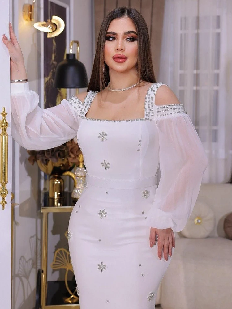 Robes de soirée blanches élégantes à manches longues avec manches bouffantes transparentes et encolure carrée pour les fêtes formelles et les occasions spéciales