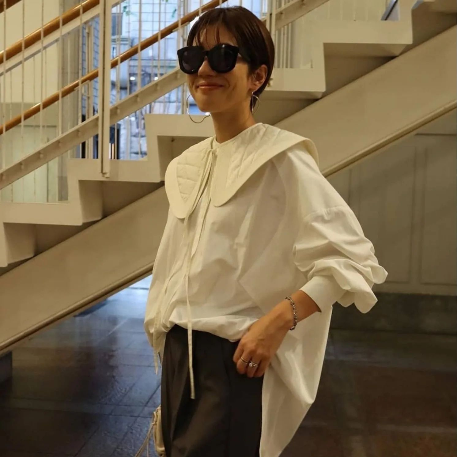 

Gagarich New Early Autumn Japanese Retro Minimalist Silhouette Detachable Collar Solid Color Shirt Loose Top