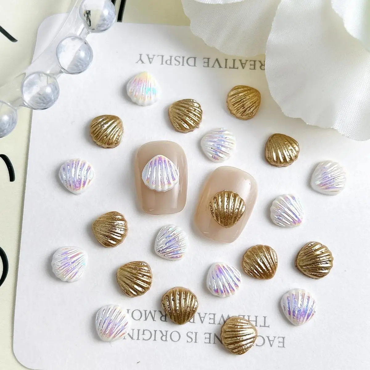 

30PCS Simulated Shinny Shell Resin Nail Charms 3D Gradient Colorful Artificial Shell Nail Art Decorations for DIY Hairpin Nails
