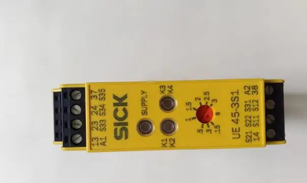 

0riginal SICK UE45-3S13D33 SICK safety relay warmly for 1 year