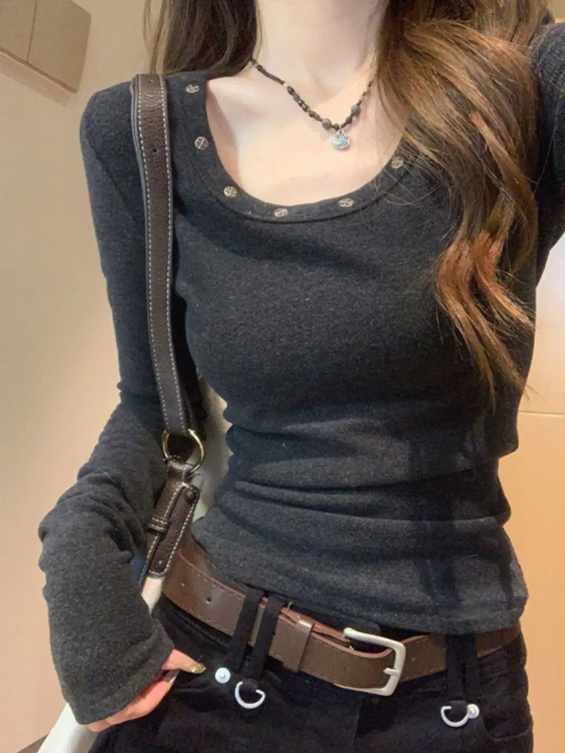 American Style Long Sleeve T-Shirt Women's Slim Fit Short Base Layer Sexy Cotton Spring Autumn Shoulder Buckle U-Neck Top