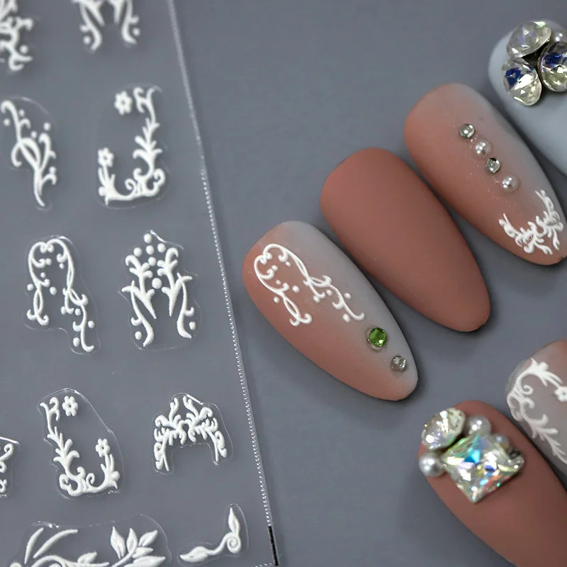 Retro White Leaves totem 5D Soft rilievo rilievi autoadesivi Nail Art decorazioni adesivi Chic 3D Manicure decalcomanie all'ingrosso