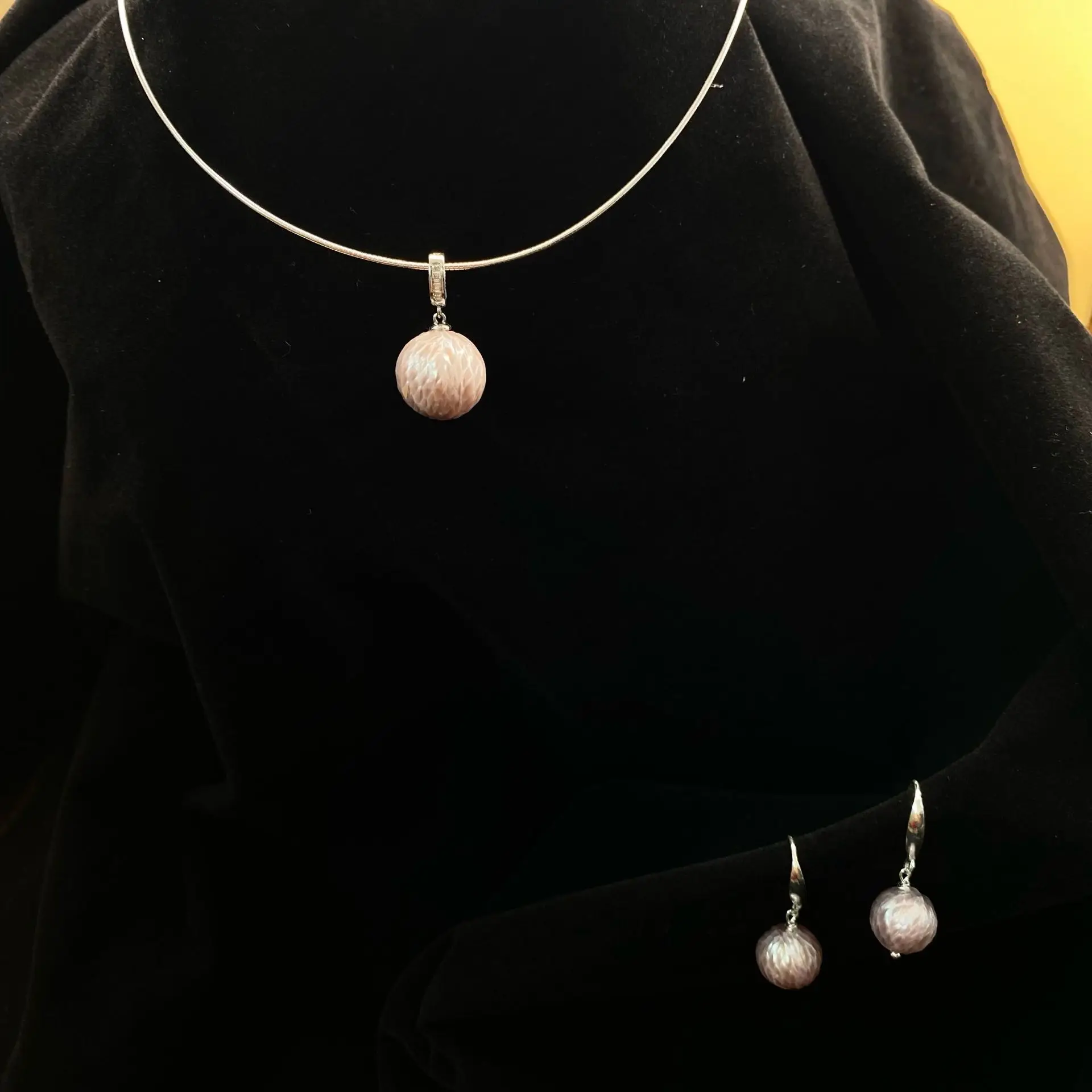 Natural Dragon Ball Simple Design Jewelry for Girlfriends and Friends Including Gift Box Premium Versatile Necklace Earring Set