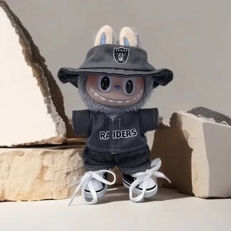 men's street-fried sweaters, and tide brand suits blythe doll clothes Labubu is wearing a pendant Labubu key chain baby clothes