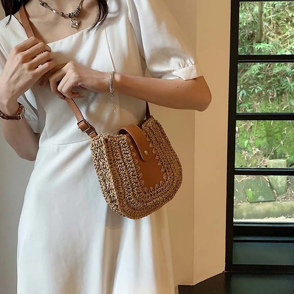 

Trendy Versatile Straw Weaving Saddle Bag Retro Large Capacity PU Woven Bag Embroidered Khaki Women Shoulder Pouch Travel
