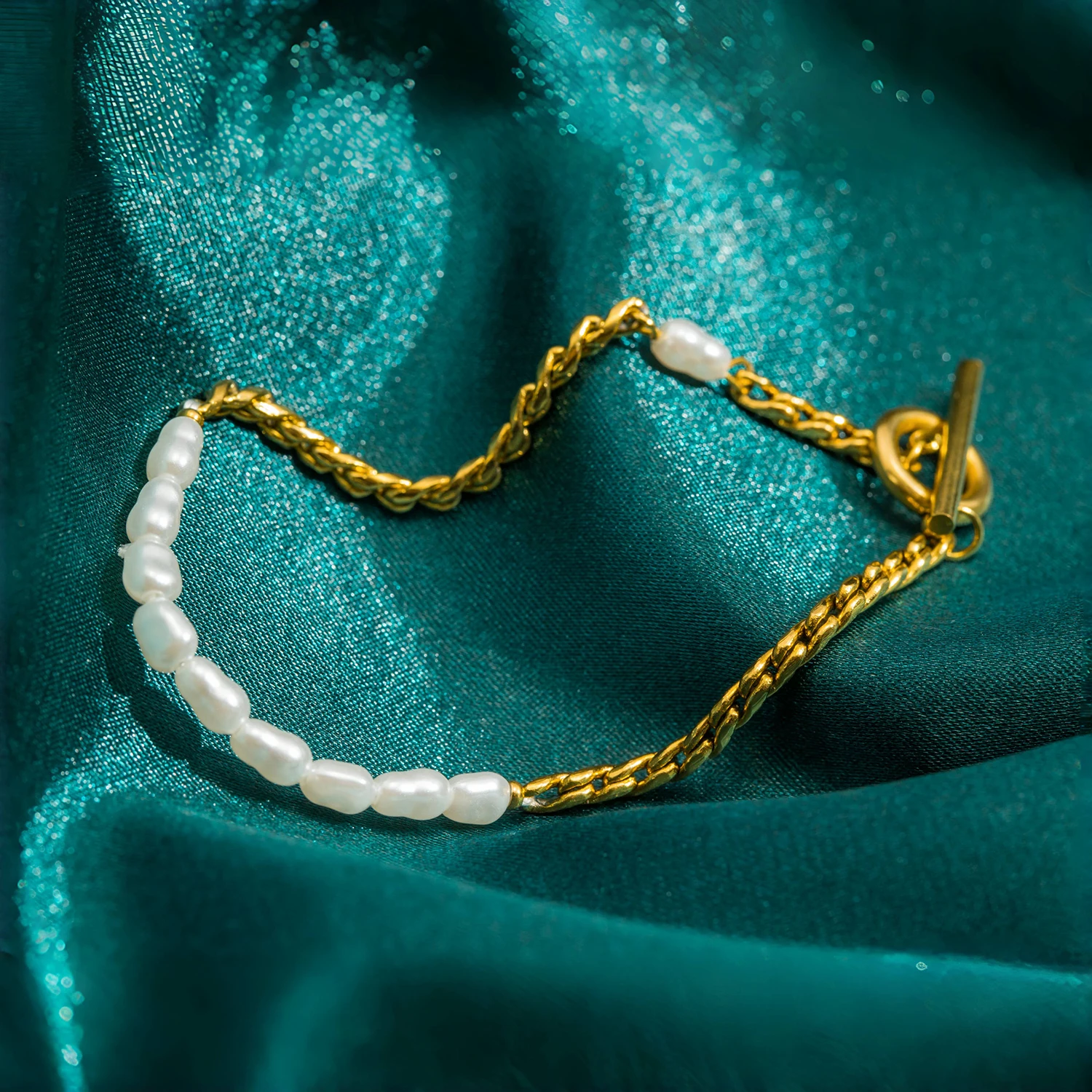 Elegant Stainless Steel Bracelet, High-quality Waterproof Jewelry