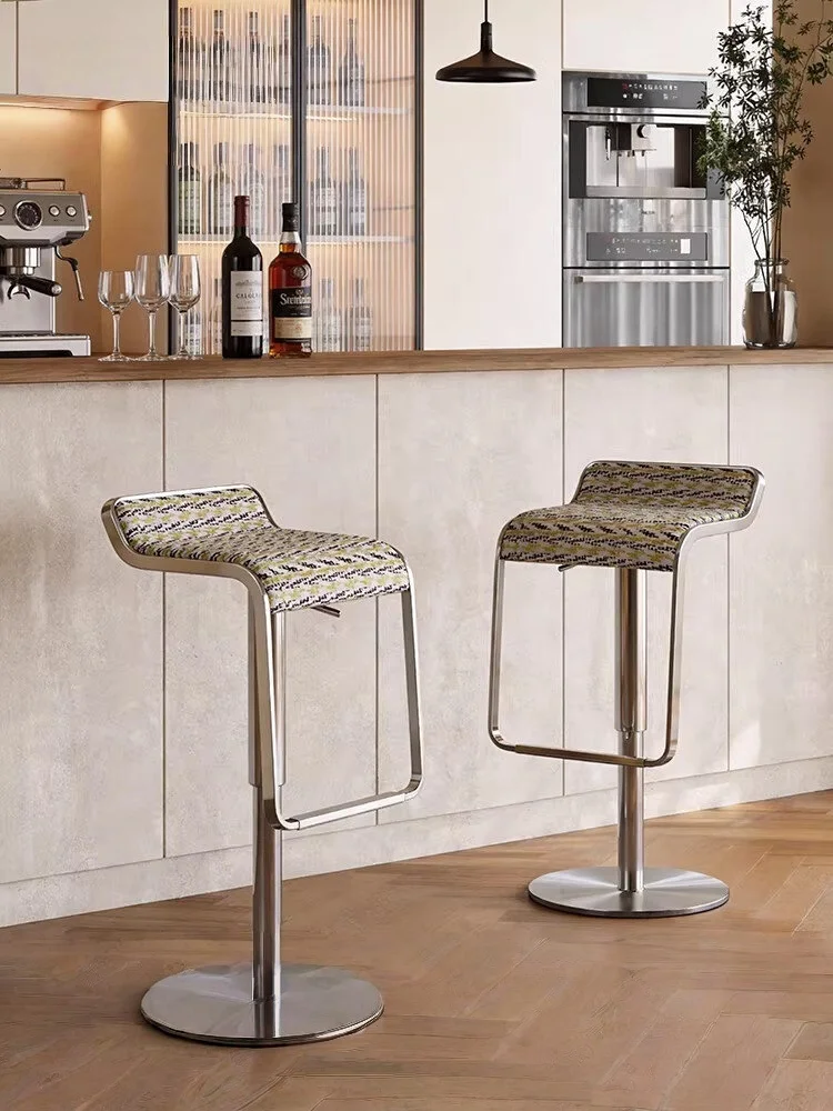 Italian Style Light Luxury bar Chair with Simple Lifting and Rotating Design bar Counter Chair Restaurant High Foot Chair