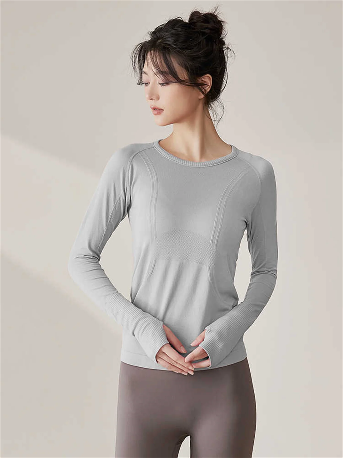 

Sl Long Sve Fitn T-irt Women's Autumn Winter Yoga Sportswear Slimming Running Knitted One-Piece Exercise Top