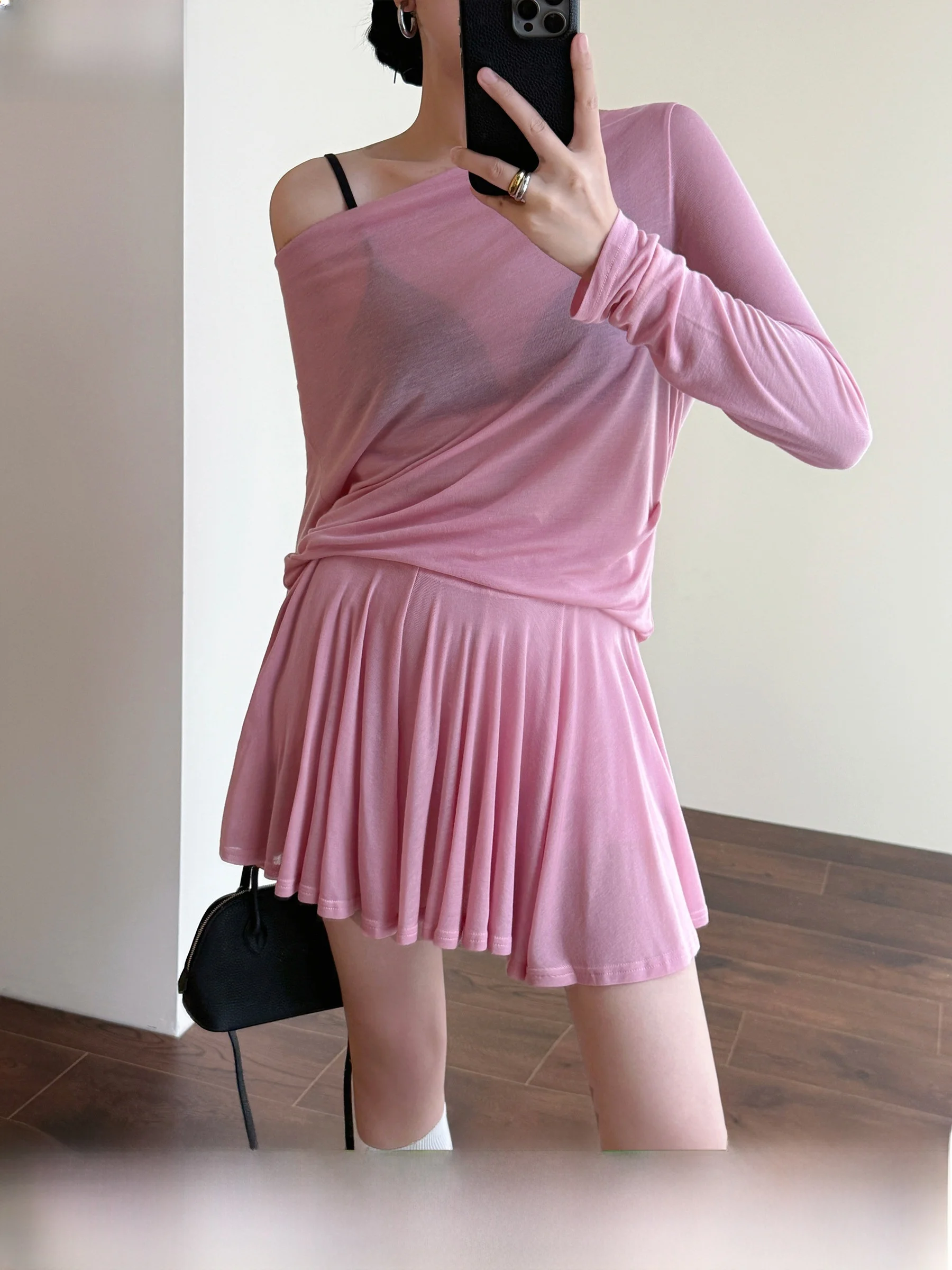 

Tasyavan Sweet Pink Series Gentle Pure Desire Style Sun Protection One-Shoulder Top And Half Skirt Set Fashionable Women's En...