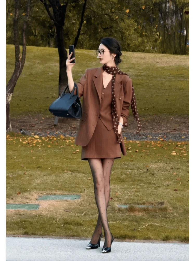 

Elegant Sister Style Women's Half Skirt Set Spring Fashion Outerwear Vest Trendy Casual Long Sleeve High Waist Pure Color