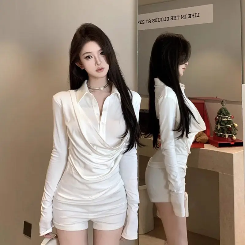 

Korean version of the temperament fake two spliced Polo collar long-sleeved T-shirt women's winter slimming bottom shirt white t