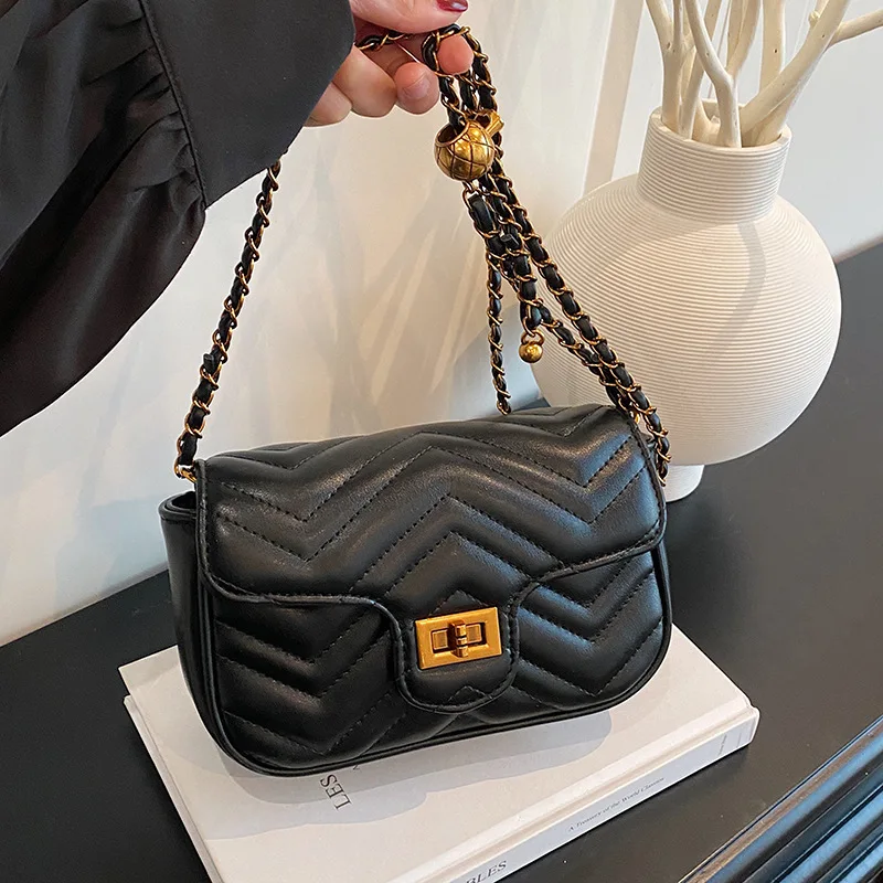 

2025 Chain Strap Shoulder Bag, Luxe Square Purse for Women, Minimalist Crossbody Tote, Chic Day to Night Bag, Textured Sling Bag