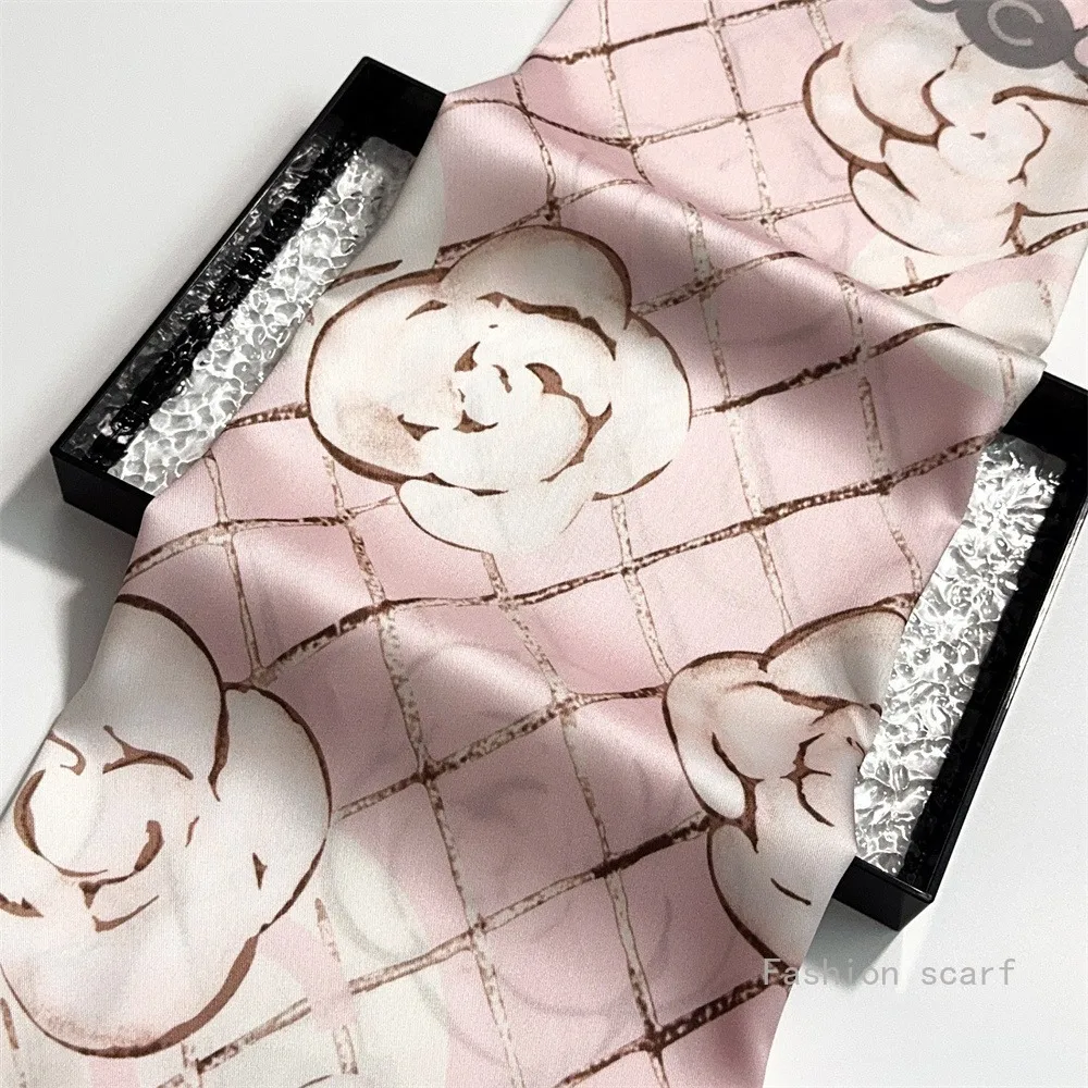 French 90cm Plaid Rose Twill Silk Women Travel Sunscreen Shawl Large Square Scarf Headscarf Scarf  Head Scarfs for Women Luxury
