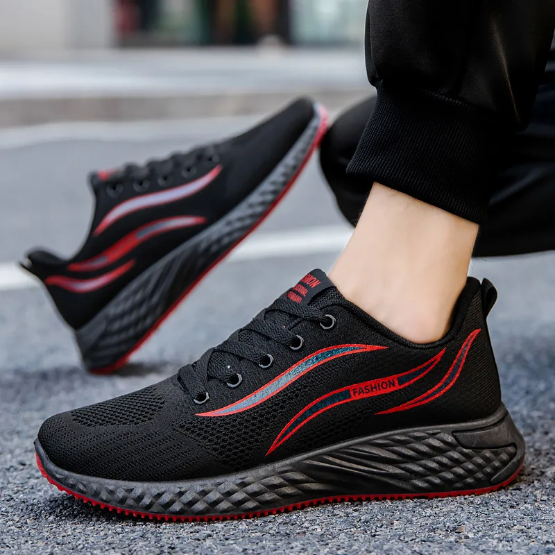 Men's breathable mesh sports shoes fashionable spring and autumn new Korean running shoes versatile and lightweight casual shoes