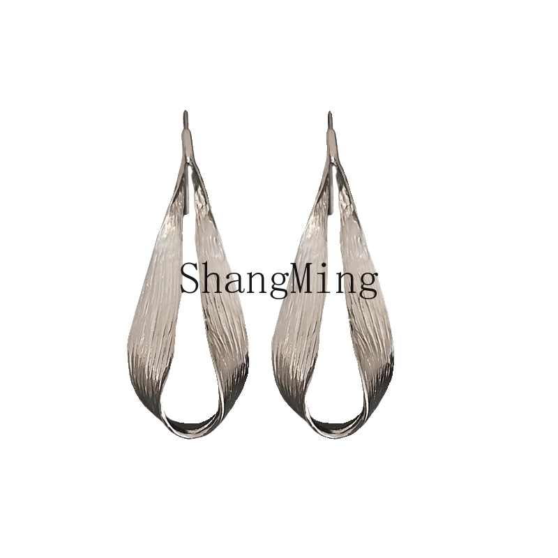 

ZYH high-grade cold wind earrings, new light luxury niche temperament exaggerated earrings, earrings.