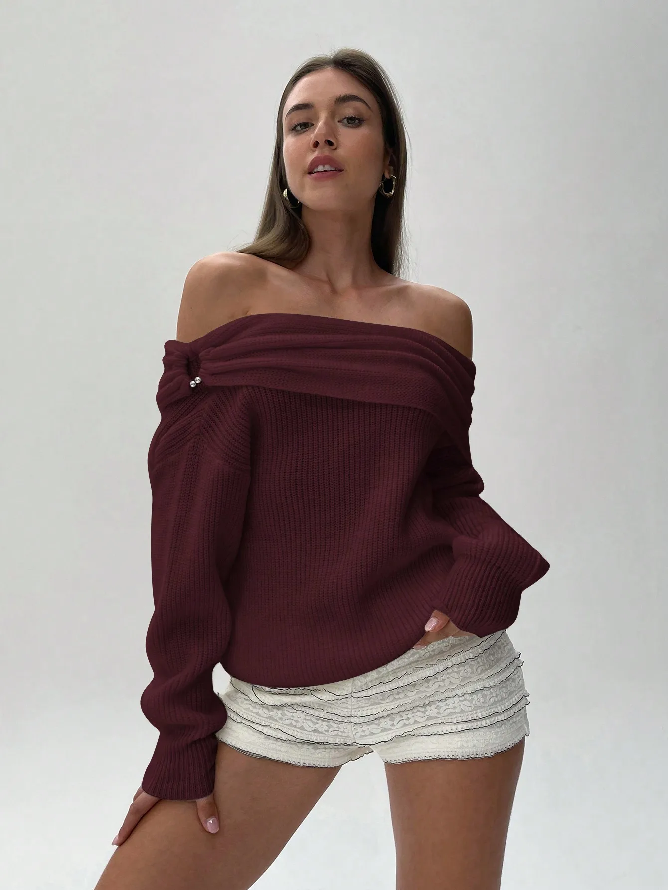 

Женский вязаный свитер с открытыми плечами и длинными рукавами, бордовый, элегантный осенне-зимний топ