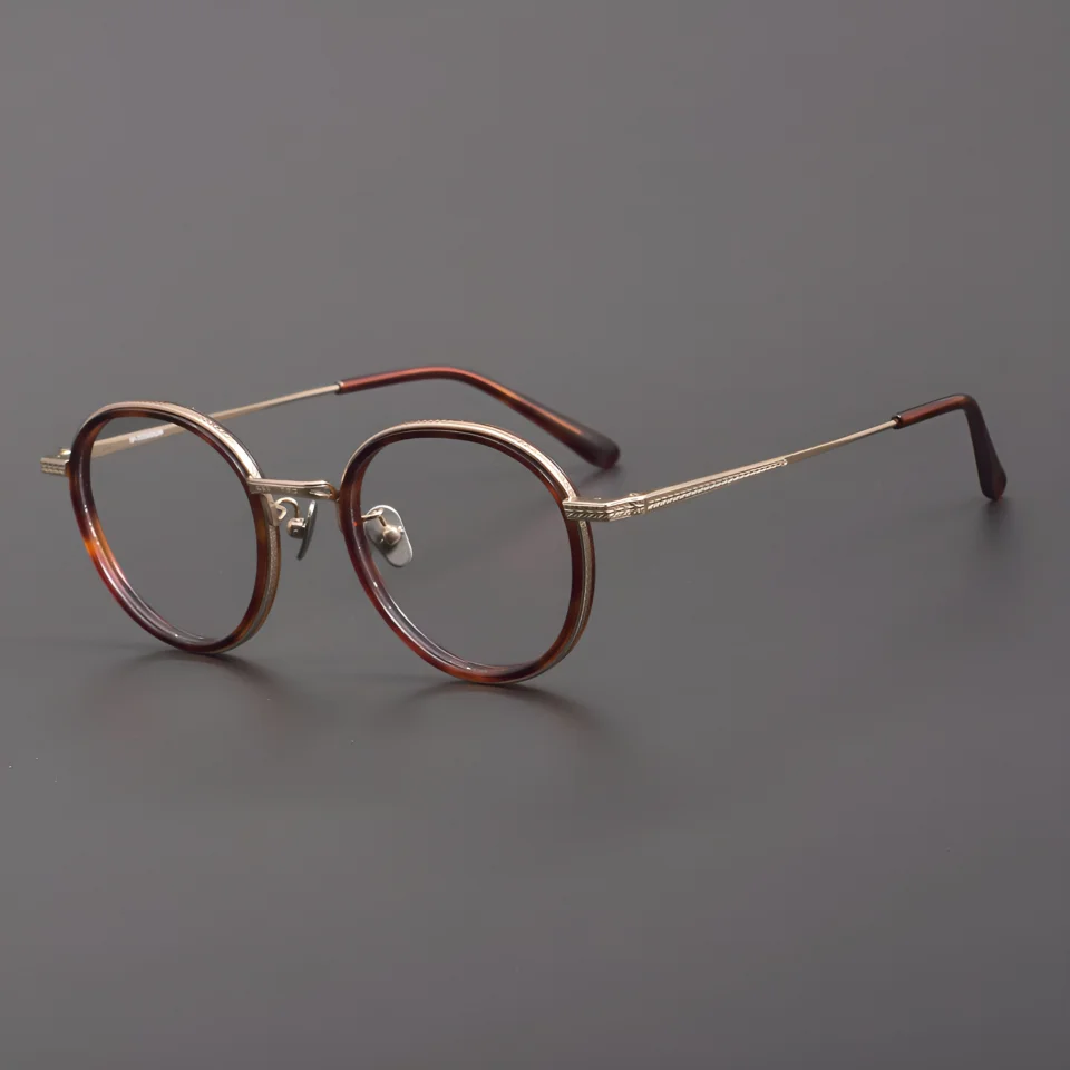 2025 Advanced Art Styling Japanese Star Titanium Frame Eyeglass for Men Retro Classic Simple Optical Prescription Women Glasses