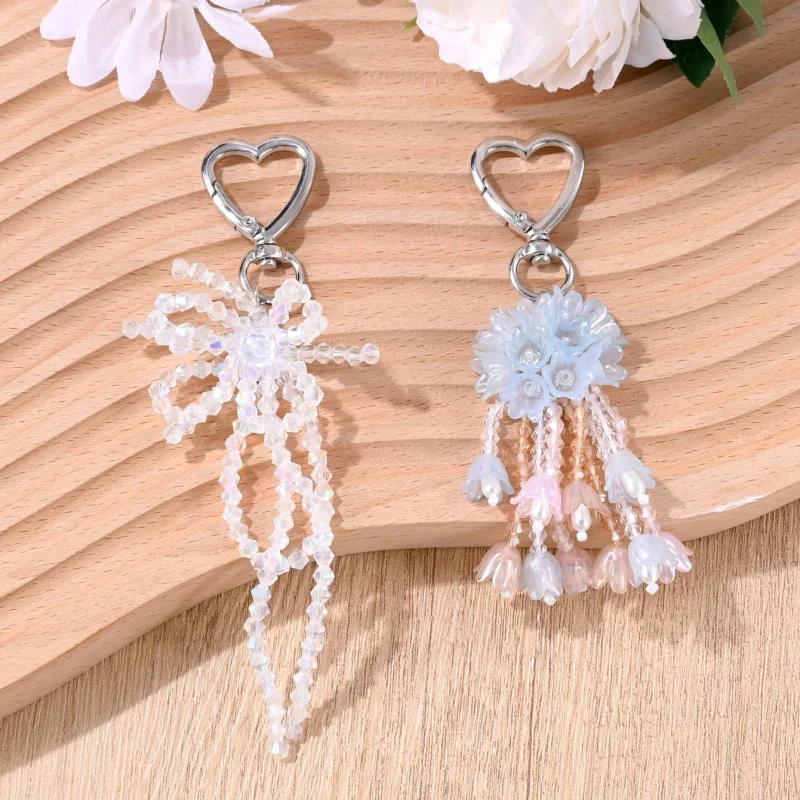 Llavero de lirio del valle, dijes para bolso, flores hechas a mano, estética, lindos llaveros, regalos femeninos de lirio del valle para ella