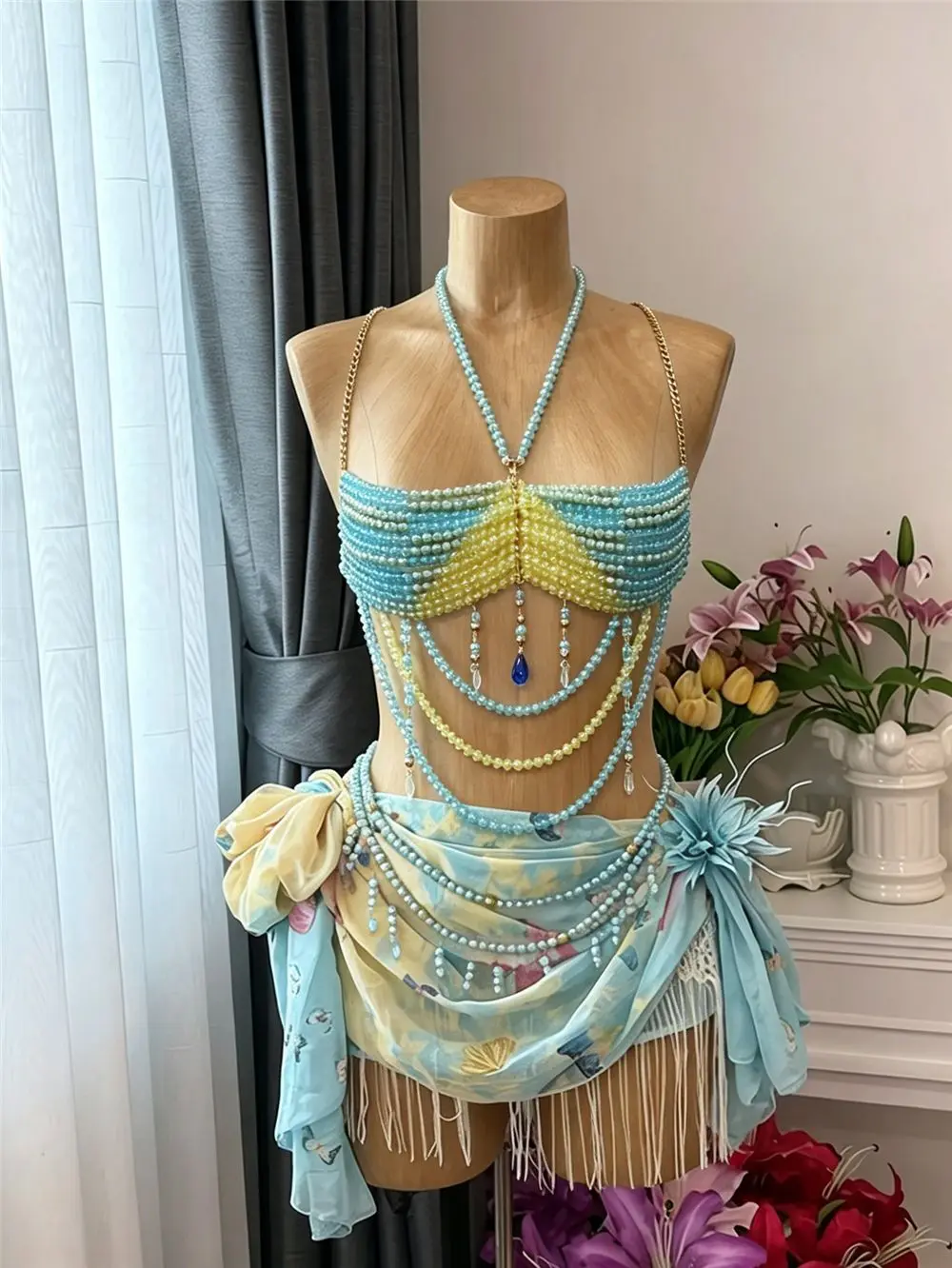 Fashionable Light Yellow Handmade Bead Gradient Contrasting Top With Water Droplet Pendant Body Chain Wrapped Chest Beaded Vest