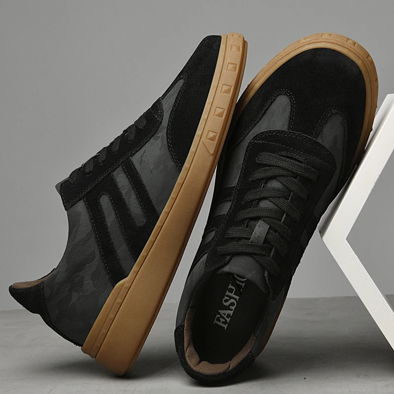 Freizeit-Sneaker aus Wildleder für Herren zum Spazierengehen, Autofahren und Skaten im Freien_voghion.com