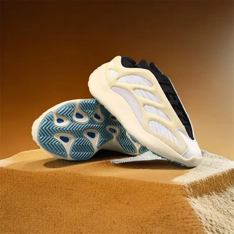 

New couple casual sports shoes for men, versatile, trendy, low top shoes for women