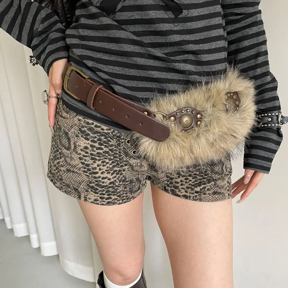 

Simple PU Leather Leather Fur Belt Spicy Girl Style Faux Fur Furry Waistband Retro Korean Style Plush Belt Daily