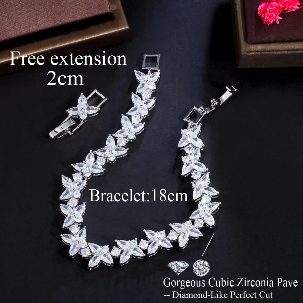 CWWZircons White Cubic Zirconia Paved Leaf Shape Super Gorgeous Women Engagement Wedding Party Bracelets Jewelry Accessory CB290