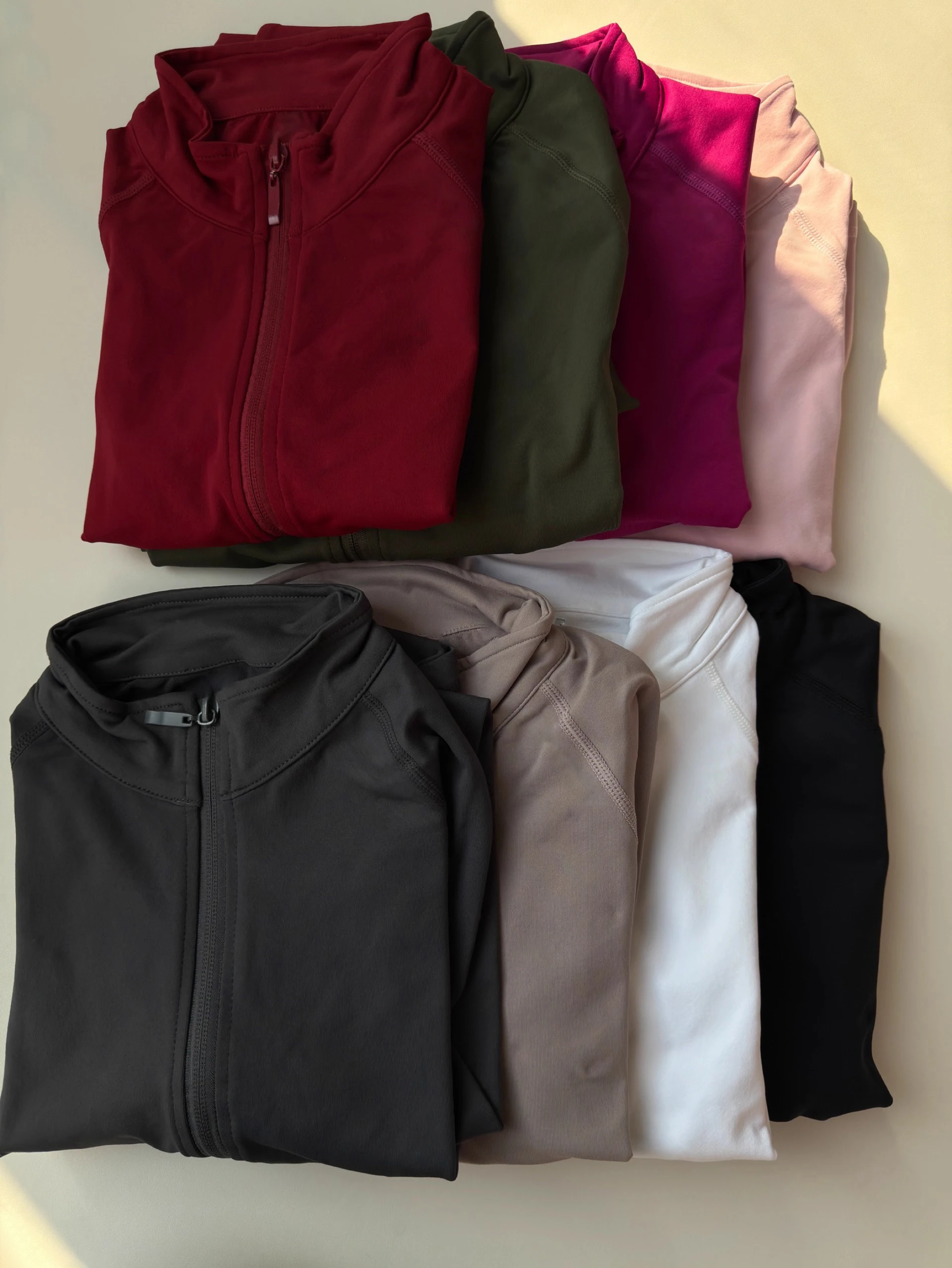 Bezešvá bunda na jógu Impact, jednobarevný kardigan s dlouhým rukávem, otevřený přední díl, vysoce strečový kardigan na zip, přehoz na cvičení - náhled 3