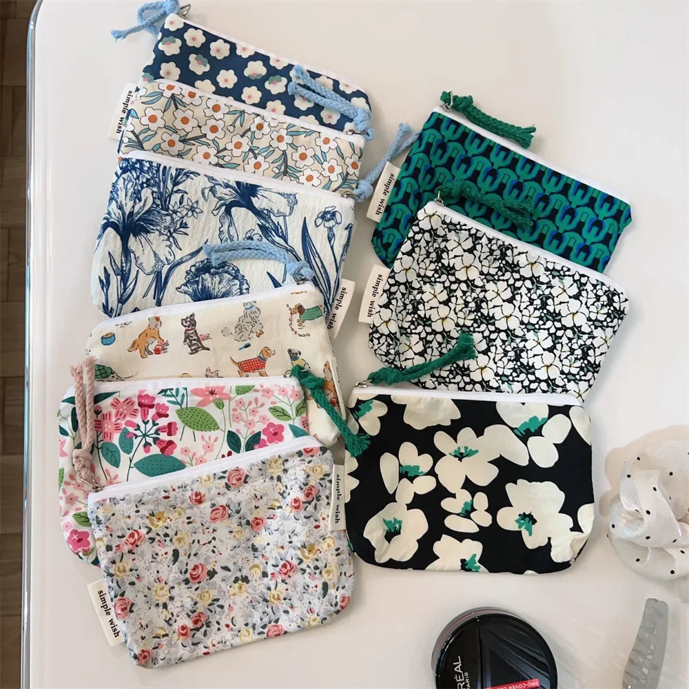 Women Cotton Floral Coin Purse Mini Purse Cute Coin Bag Credit Card Holder Air Cushion Lipstick Storage Key Earphone Clutch Bag