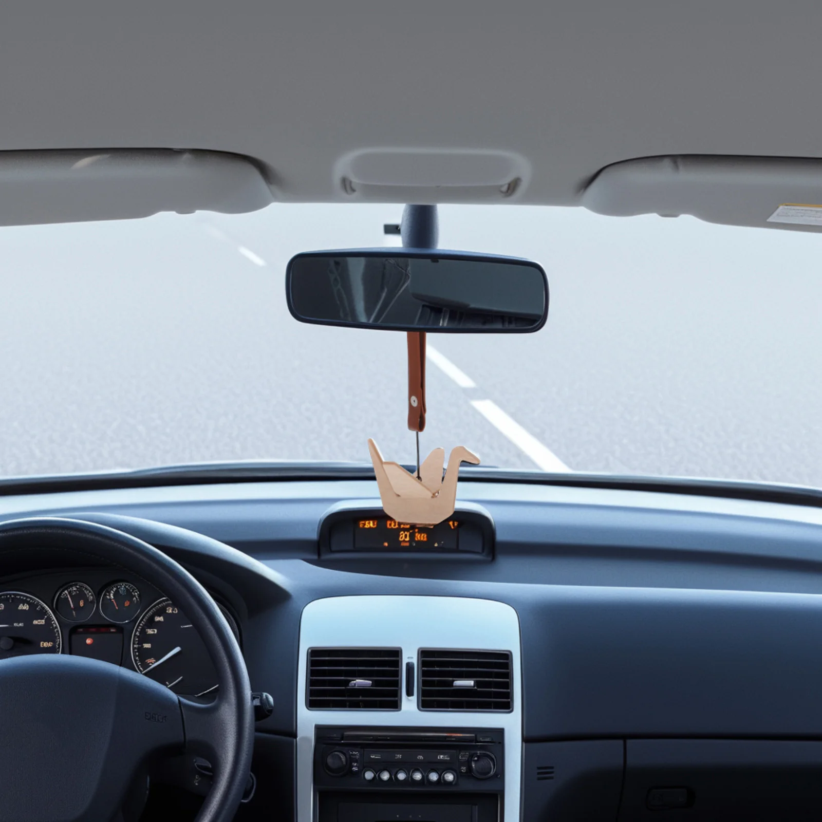 

Cute Freshener Hanging Essential Oil Diffuser Long Lasting Fragrance Air Purifying Aroma Pendant Interior Accessories Elegant