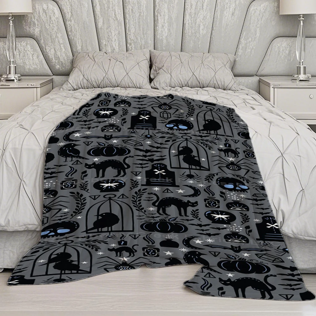 Halloween-Themed Blanket Microfiber Flannel Cover Blanket Bedroom Living Room Sofa Soft And Comfortable Home Decoration