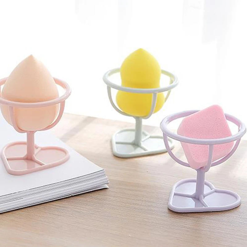 Creative Makeup Egg Storage Rack Makeup Sponge Display Rack Lovely Heart Shaped Base Makeup Sponge Organizer Storage Bracket