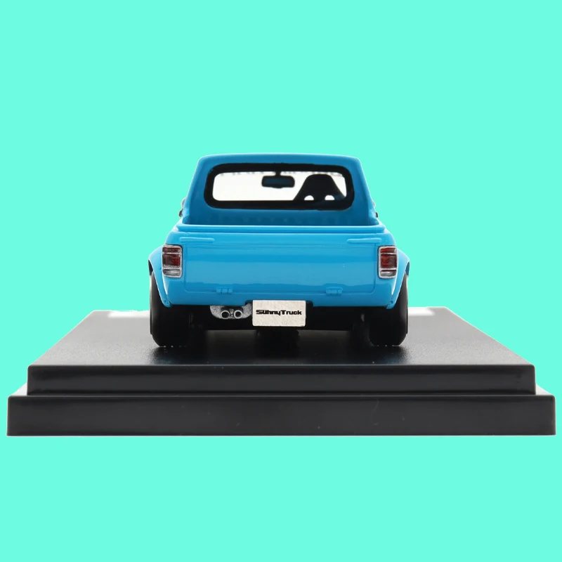 Scale 1:43 Car Model Toys Retro SUNNY TRUCK Car Collection Model Die Casting Craft Toy Gift Decoration Ornament