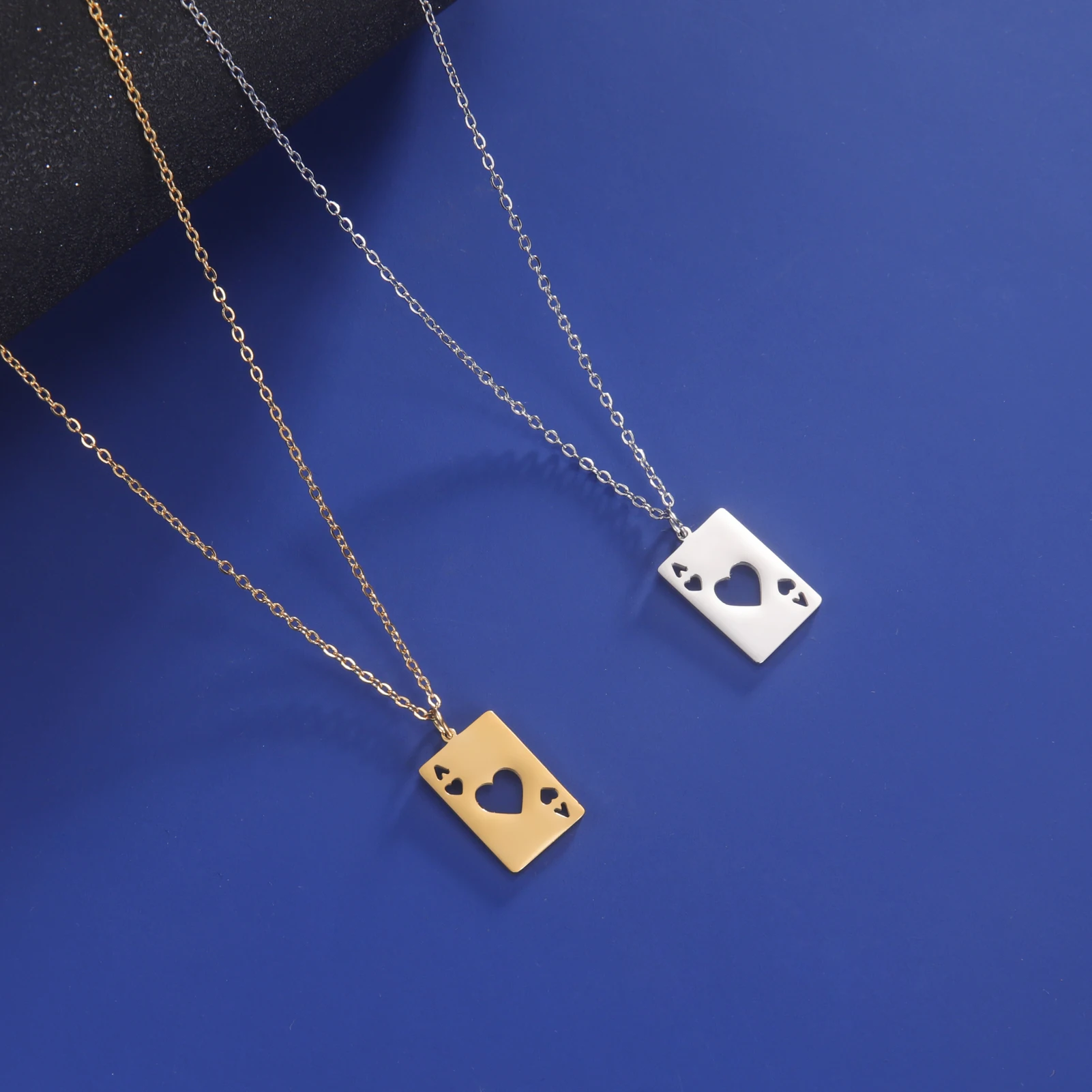 Teamer Hip Hop Poker Card Ace of Spades Necklace Stainless Steel Lucky Pendant Neck Chain for Women Playing Cards Jewelry Gifts