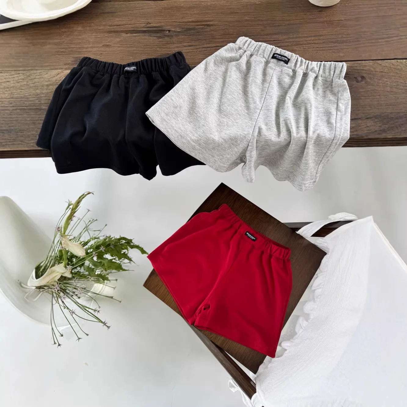 

2026 Summer Kids Athletic Shorts Girls High Waist Breathable Lightweight Casual Loose Knee-Length Sports Shorts for Children