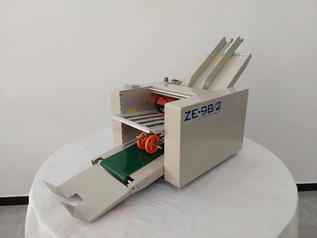 Automatic Multiple Folded Leaflet Booklet Creasing Perforating Machine A4 Paper Folding Machine