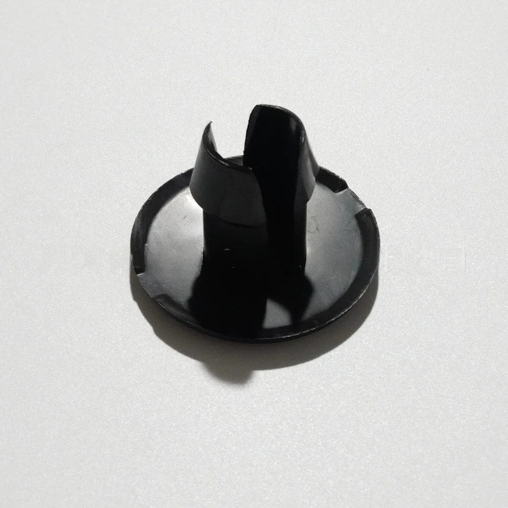 

Black ABS Rear Bumper Step Pad Tow Ball Cover For Ford F Series 1997-2008 For Expedition Models XL3Z17D754AAB OEM Number