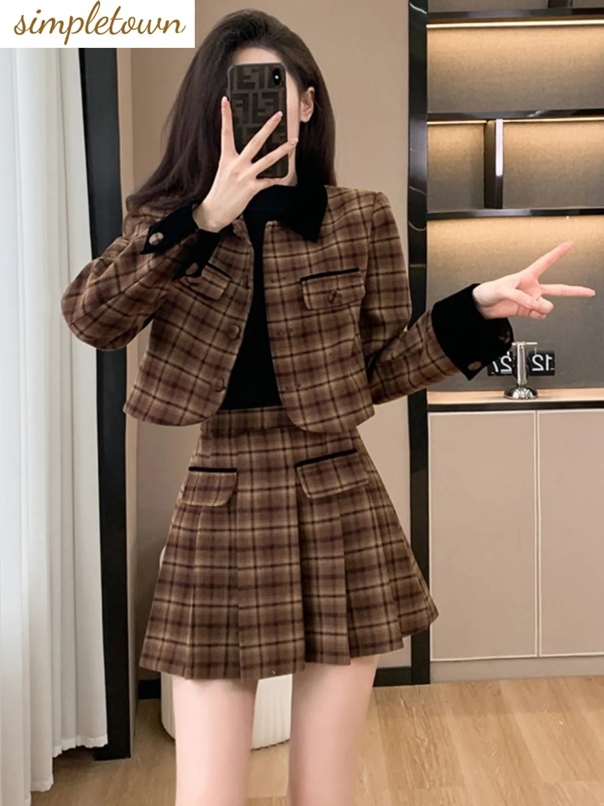 Autumn and Winter Pleated Skirt Set Women's French Temperament High-end Feeling Plaid Short Jacket Half Skirt Two-piece Set