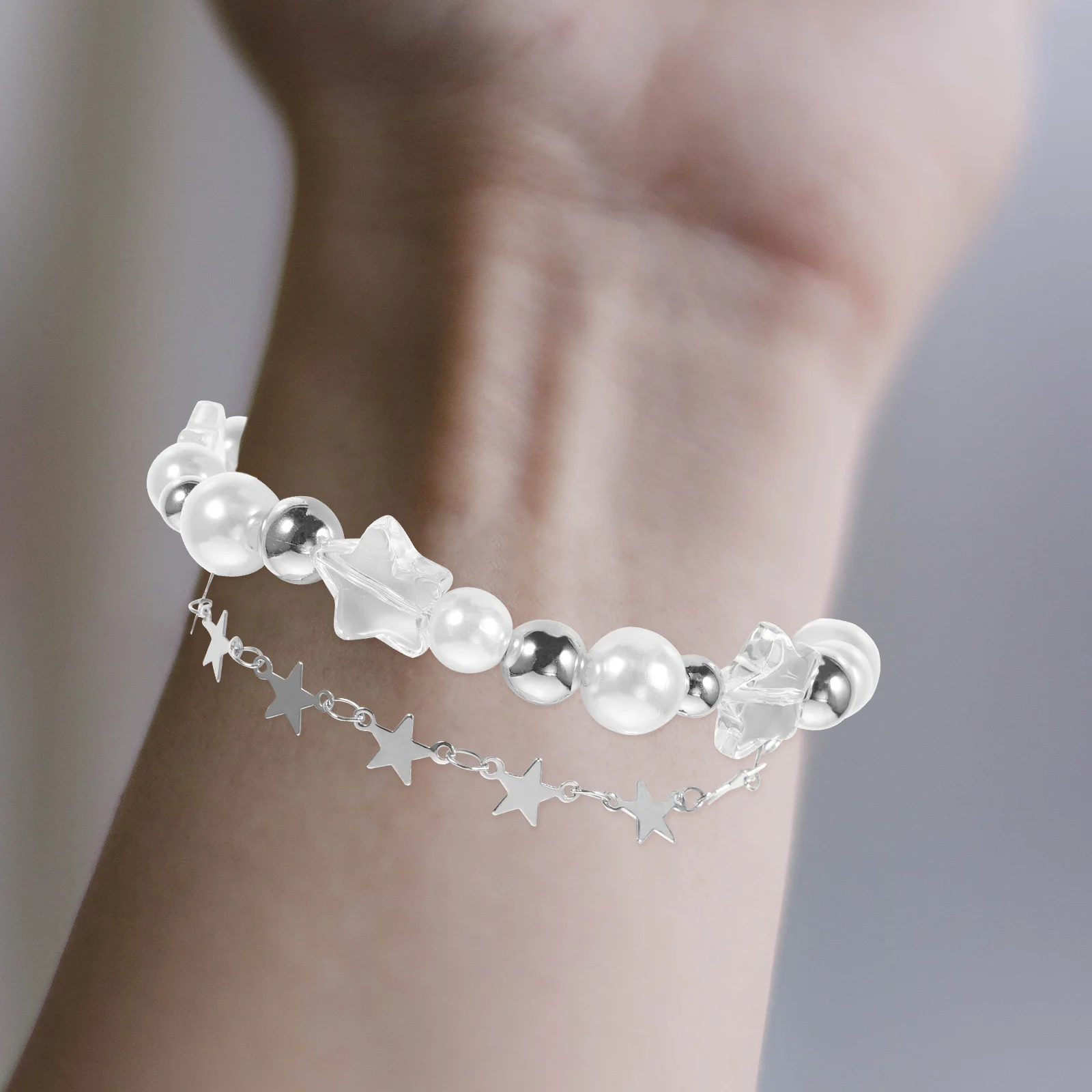 

2Pcs Pearl Star Bracelets for Women Fashionable Metal Beaded Wristband Elegant Hand Chain Jewelry for Daily Wear