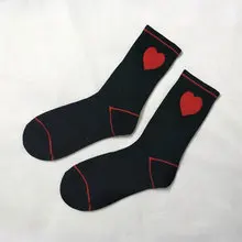 Chaussettes d'amour de Style coréen pour femmes, chaussettes mignonnes de Style collège en forme de cœur de pêche rouge, chaussettes en coton tendance, printemps et été