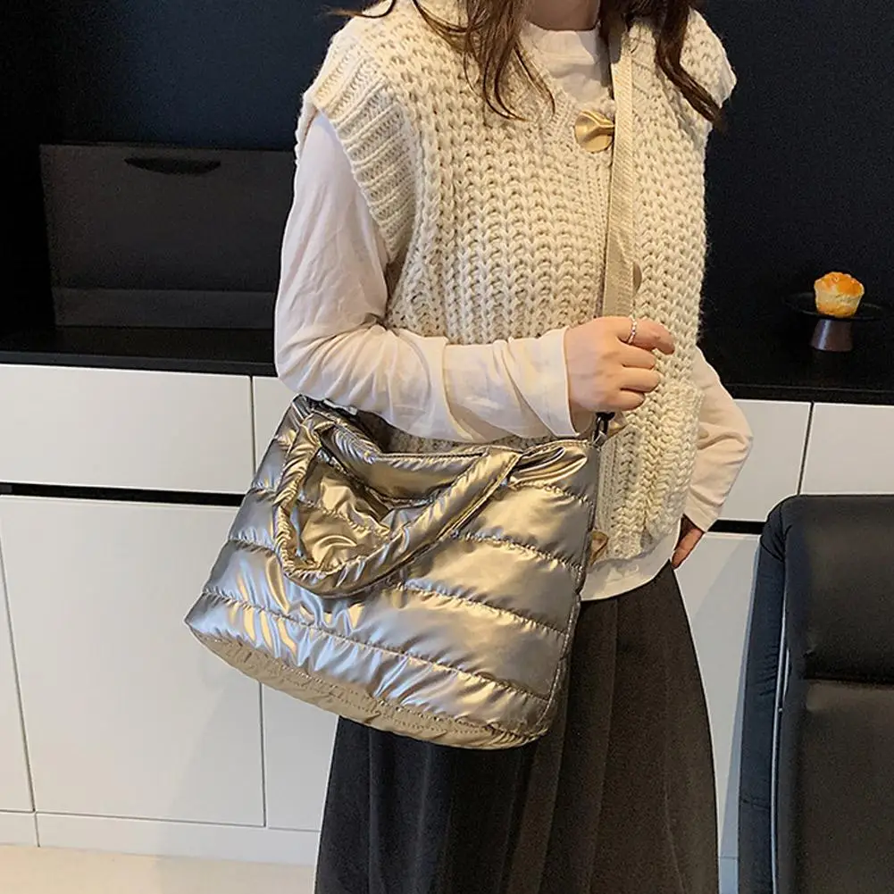 Damenhandtaschen, leichte Puffy-Handtasche mit großem Fassungsvermögen, gesteppte Schultertasche mit verstellbarem Riemen, Puffer-Tragetasche, Einkaufstasche – Detail 19