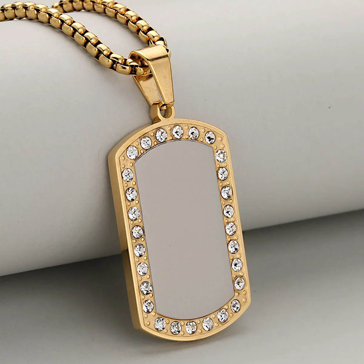 Clean & Neat Light Luxury Diamond-Studded Fashion Stainless Steel Dog Tag Pendant Necklace For Men And Women, Premium & Low-Key