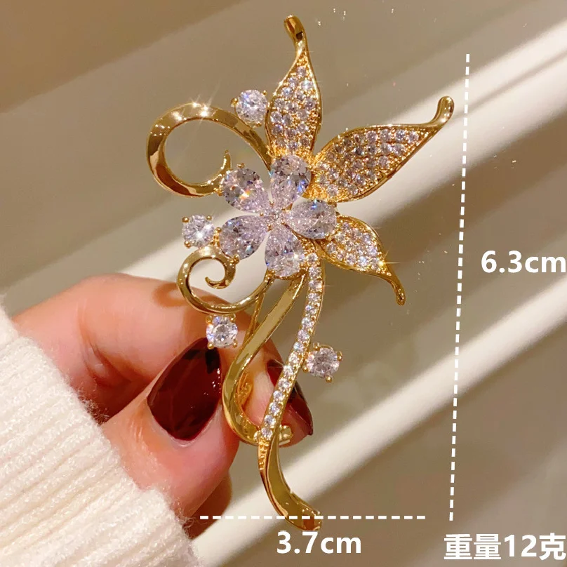 Best-selling in Europe and America, heavy-duty faux crystal brooch, luxurious and exquisite micro-inlaid zircon pin