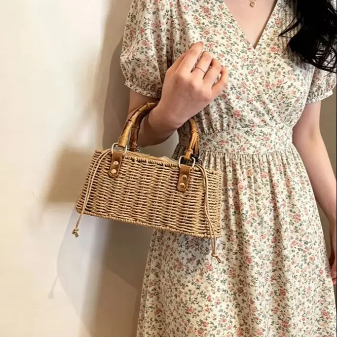 CLAREGQI  Women Summer Straw Handbag Vintage Bamboo Handle Woven Bag Drawstring Liner Crossbody Shoulder Bag Beach Vacation Mini