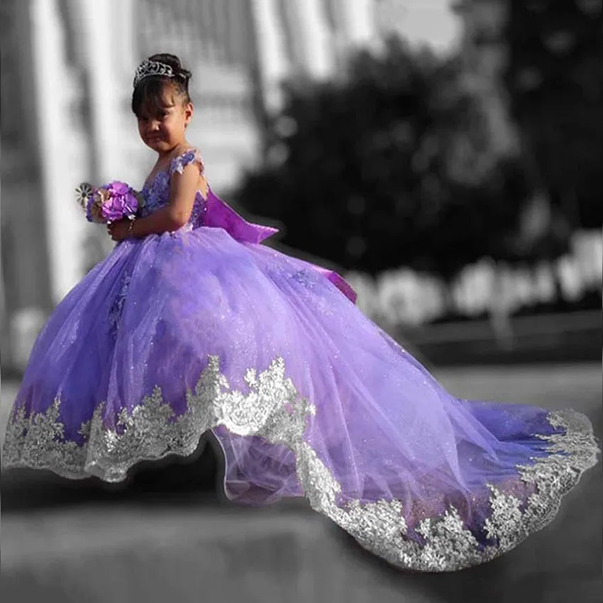 Elegant Lilac Pageant Dresses With Train Beaded Lace Princess Flower Girl Dress Toddlers Sheer Neck Wedding Party Ball Gown