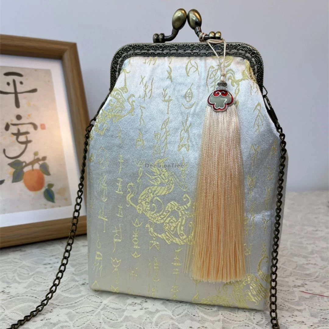 2025 chinois traditionnel mode style hanfu accessoire sac ancien sac à bandoulière femme vintage quotidien gland sac à la main w510