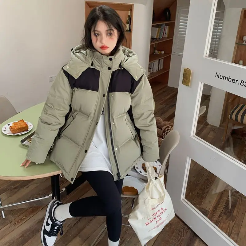 Short down jacket women's new niche design sense Couple thickened bread jacket Winter coat trend