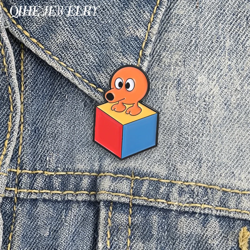 Klassisches Arcade-Action-Spiel Emaille-Pin im Retro-80er-Pixel-Jump-Stil – Brosche für Rucksack, Jacke, Abzeichen, lustige Dekoration, Geschenke