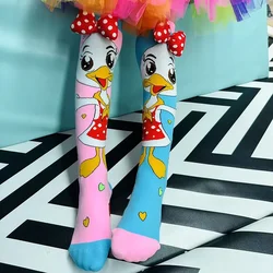 2024 Duck Internet Celebrity Explosion Cartoon accessori calzini personalità sopra il ginocchio Trend Girl Festival Socks all'ingrosso