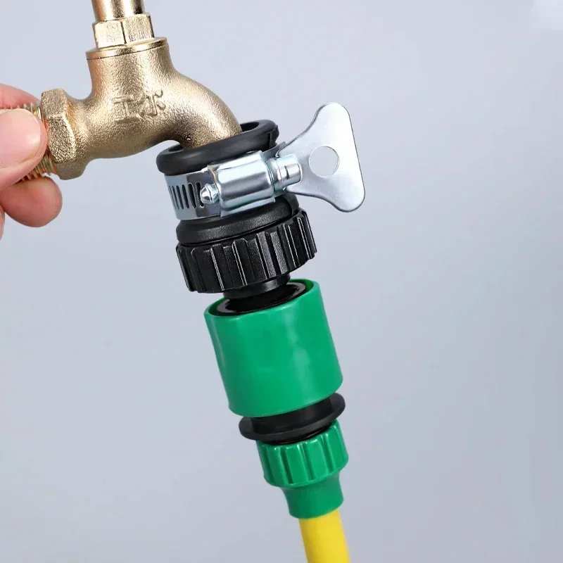 Adattatore per rubinetto dell'acqua universale durevole da 2 pezzi raccordo per tubo flessibile in plastica rubinetto di raccordo a connessione rapida per l'irrigazione del giardino di lavaggio dell'auto